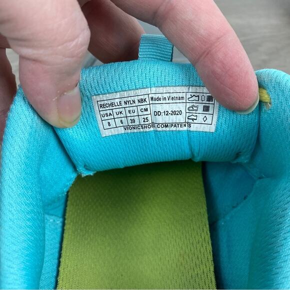 Vionic Gray With Yellow&Blue Detail Retro Vibe Rechelle Sneakers Sz.8 - Picture 11 of 15